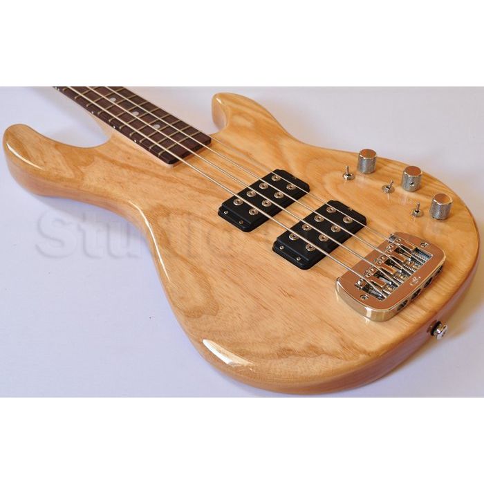 G&L L-2000 USA Custom Made Bass in Natural