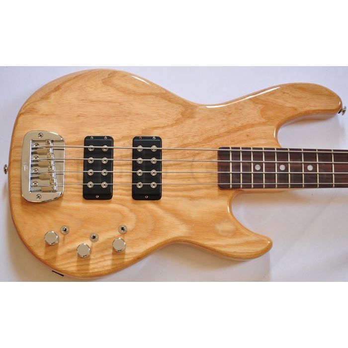 G&L L-2000 USA Custom Made Bass in Natural