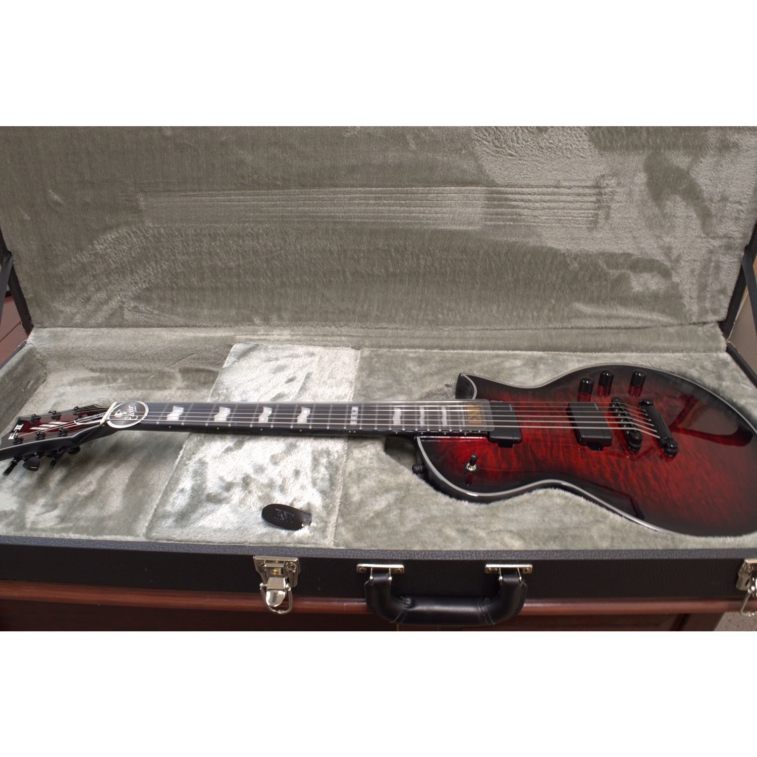 ベース E-II J-5 QM/R See Thru Black ESP E-II J5 QM Bass - See Thru Black | Sweetwater