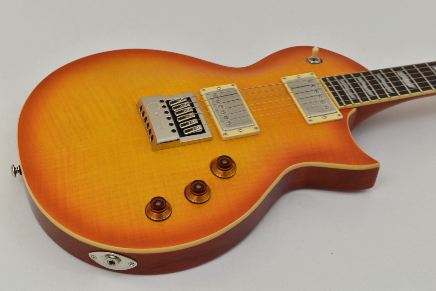 ESP LTD EC 1000 Evertune Vintage Honey Burst LXEC1000ETFMVHB Studi